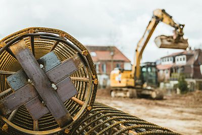 Beton- und Stahlbetonbauerin und Beton- und Stahlbetonbauer sowie Hochbaufacharbeiterin und Hochbaufacharbeiter